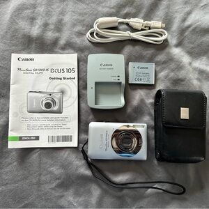 Canon Powershot SD1300 IS Digital Camera - Silver